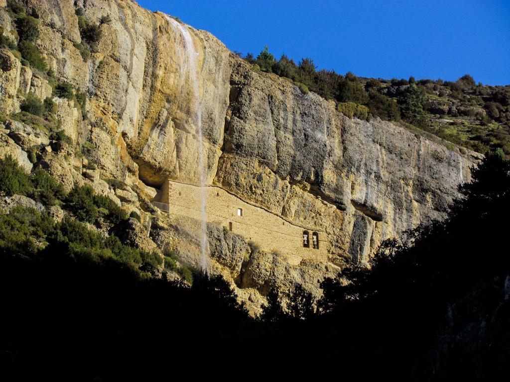 Albergue De Yebra Yebra de Basa エクステリア 写真
