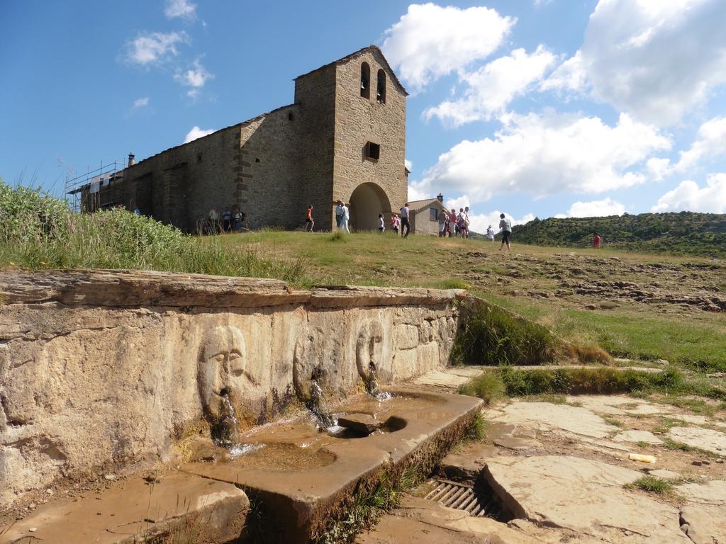 Albergue De Yebra Yebra de Basa エクステリア 写真